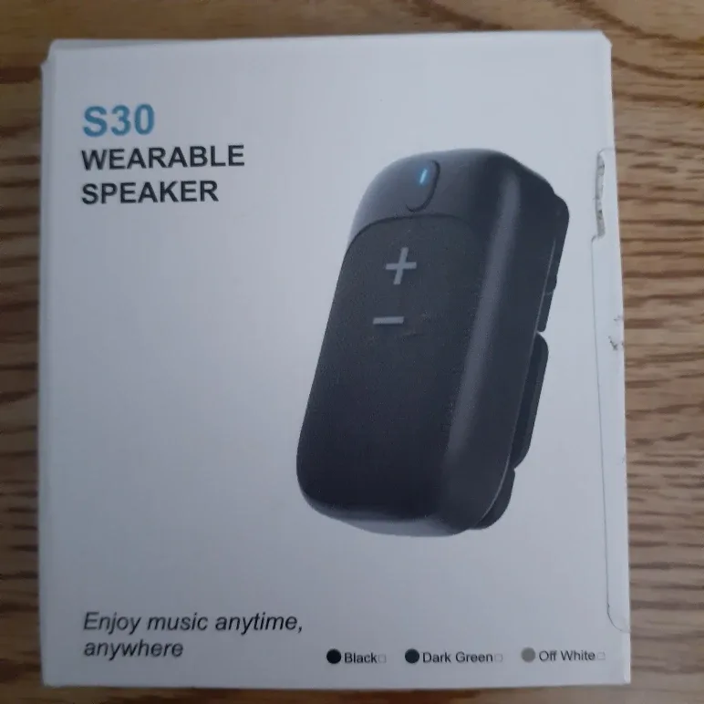 S30 Wearable Speaker - Black image indicator(2)