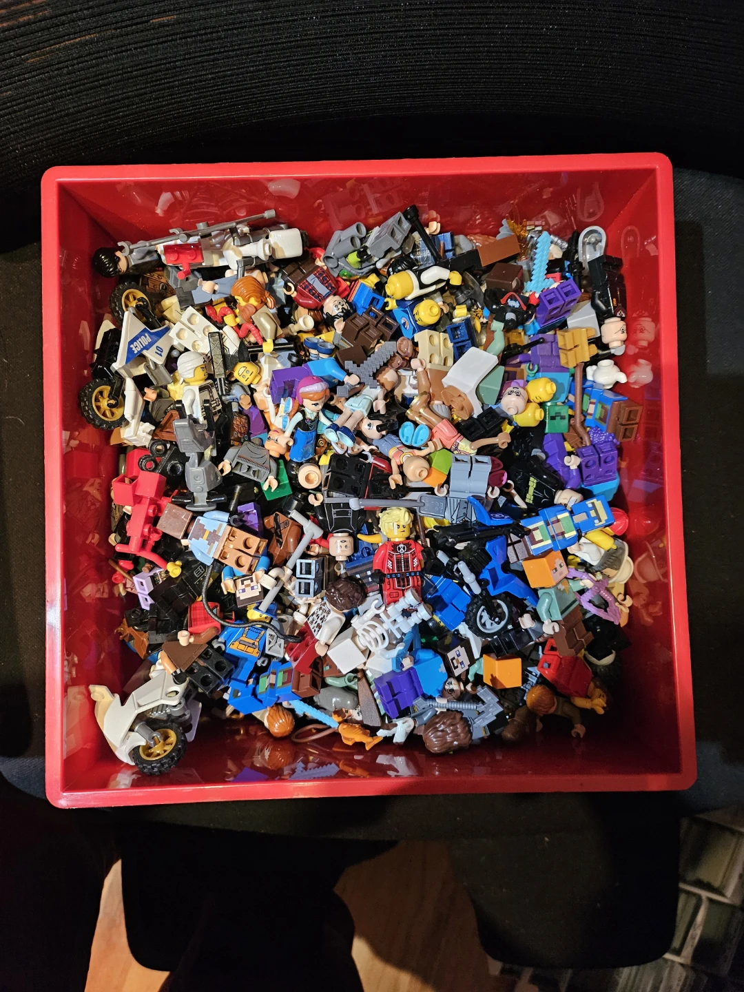 200+ Lego Minifigures and Parts Lot - photo 2