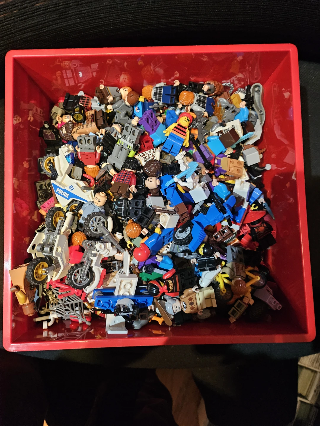 200+ Lego Minifigures and Parts Lot - photo 3