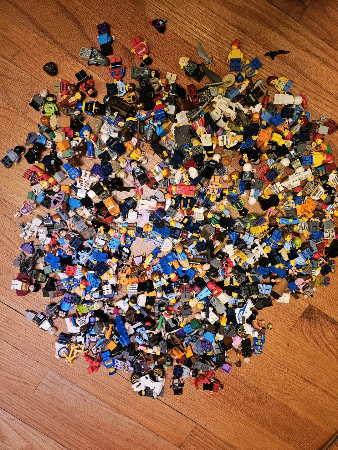 200+ Lego Minifigures and Parts Lot - photo 4