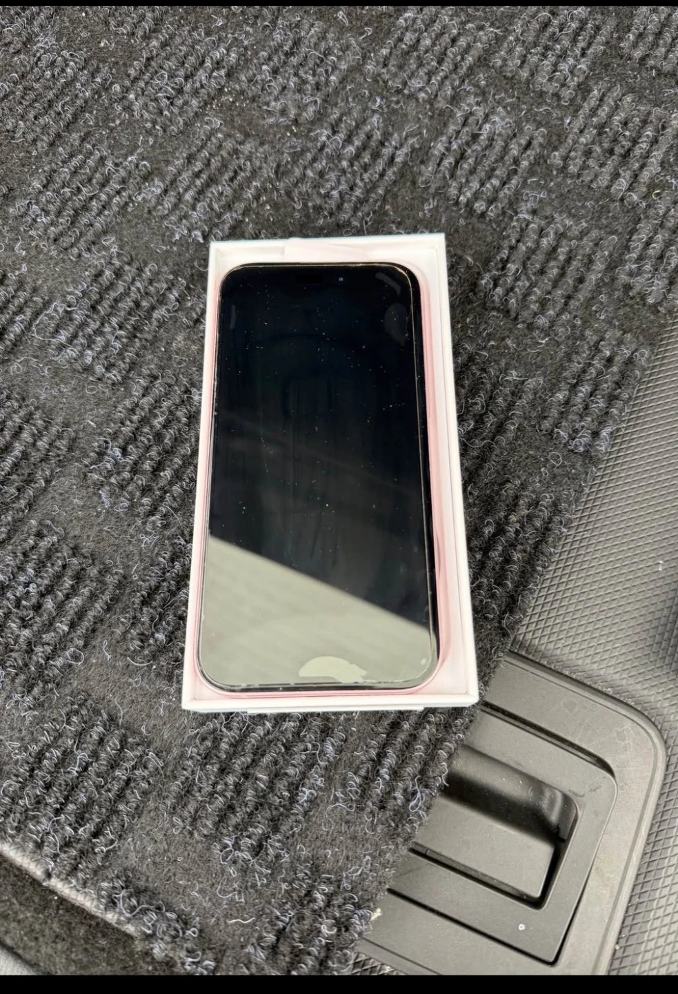 New Apple iPhone 15 Pink - photo 2