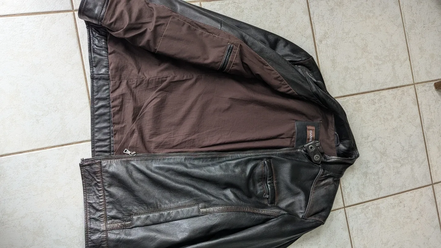 Danier Leather Jacket image indicator(2)