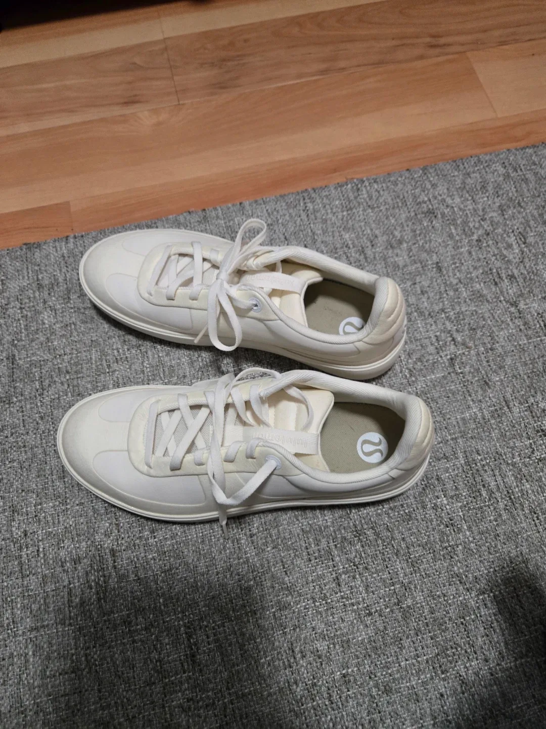 Lululemon Cityverse Women's Sneakers - Size 9 image indicator(2)