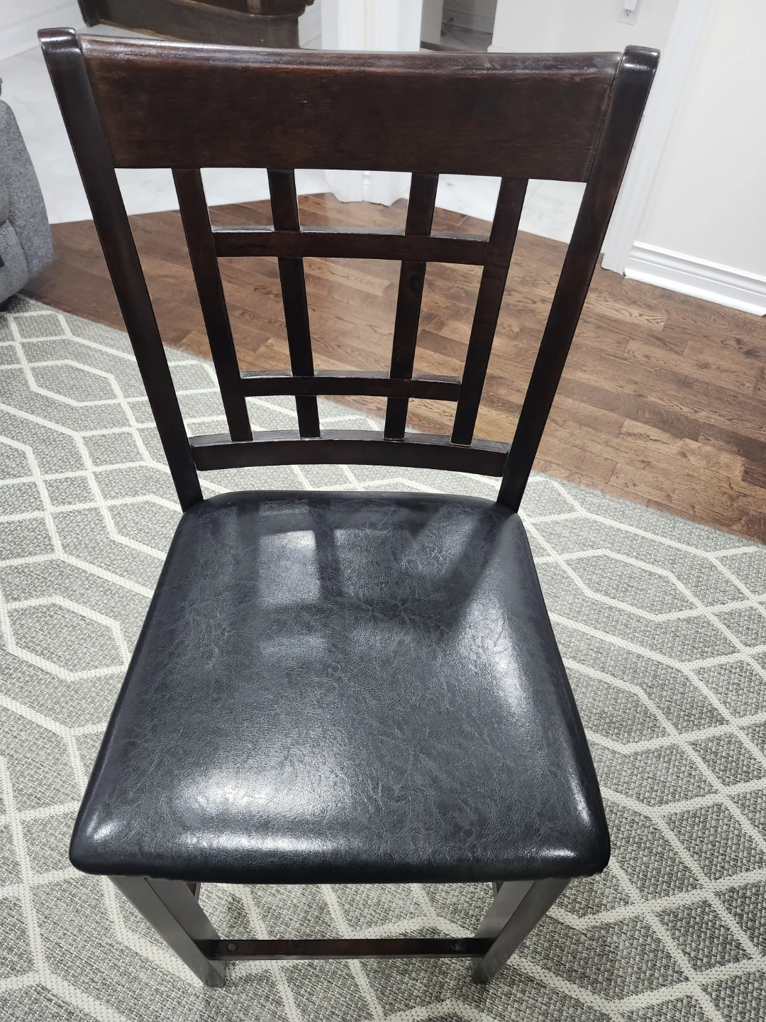 Dark Wood Round Dining Table w/ 4 Chairs - photo 3