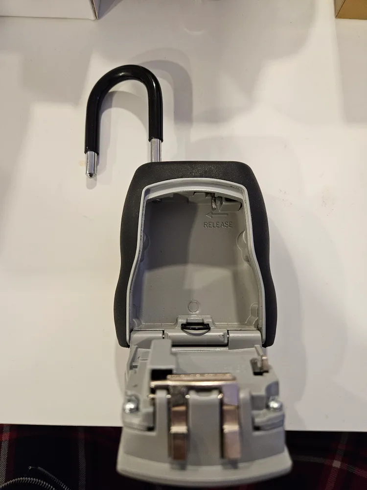 Master Lock Key Lock Box image indicator(3)