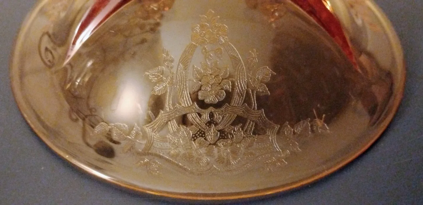 6½"  Vintage Etched Amber Glass Dish • #CLEANOUT image indicator(3)