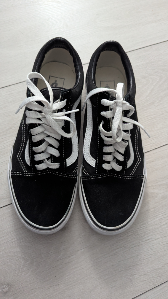 Vans Old Skool Black/White - Men's Size 9