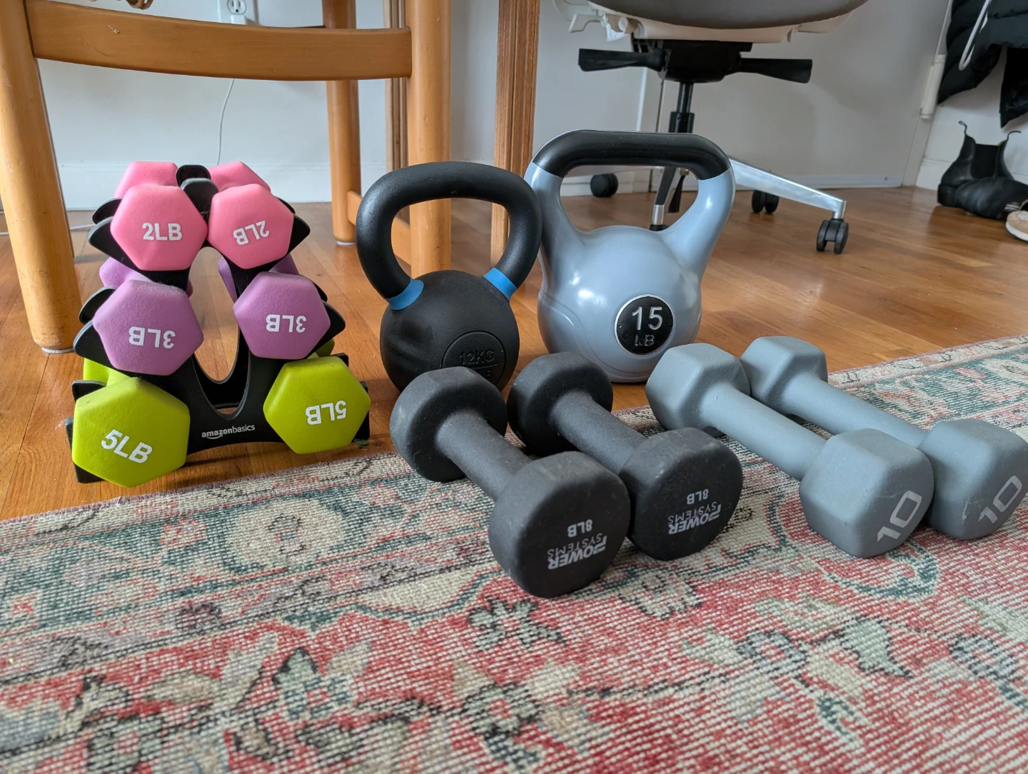 AmazonBasics Dumbbell Set & Kettlebells