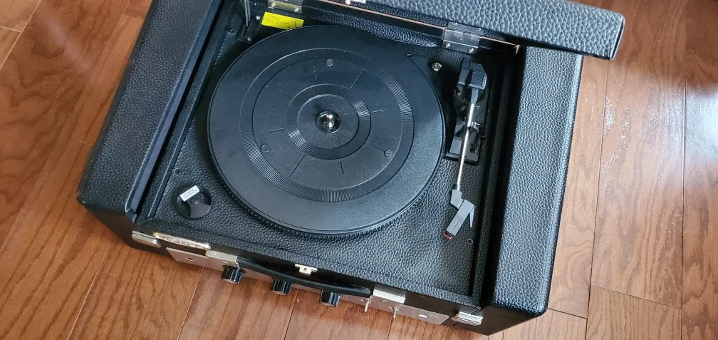 Victrola Vintage Portable Record Player image indicator(2)