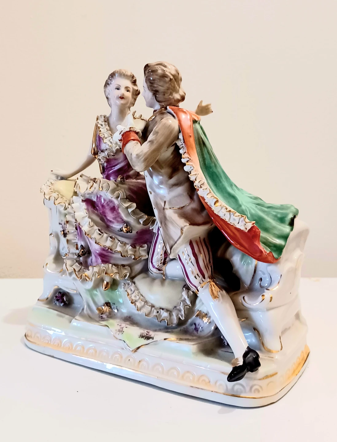 Unique Vtg. Bona China Lore Figurine - photo 3