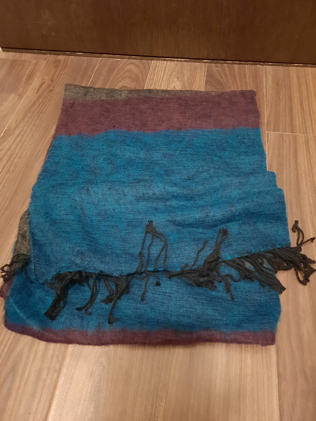$10 New Scarf set of 3 - photo 2