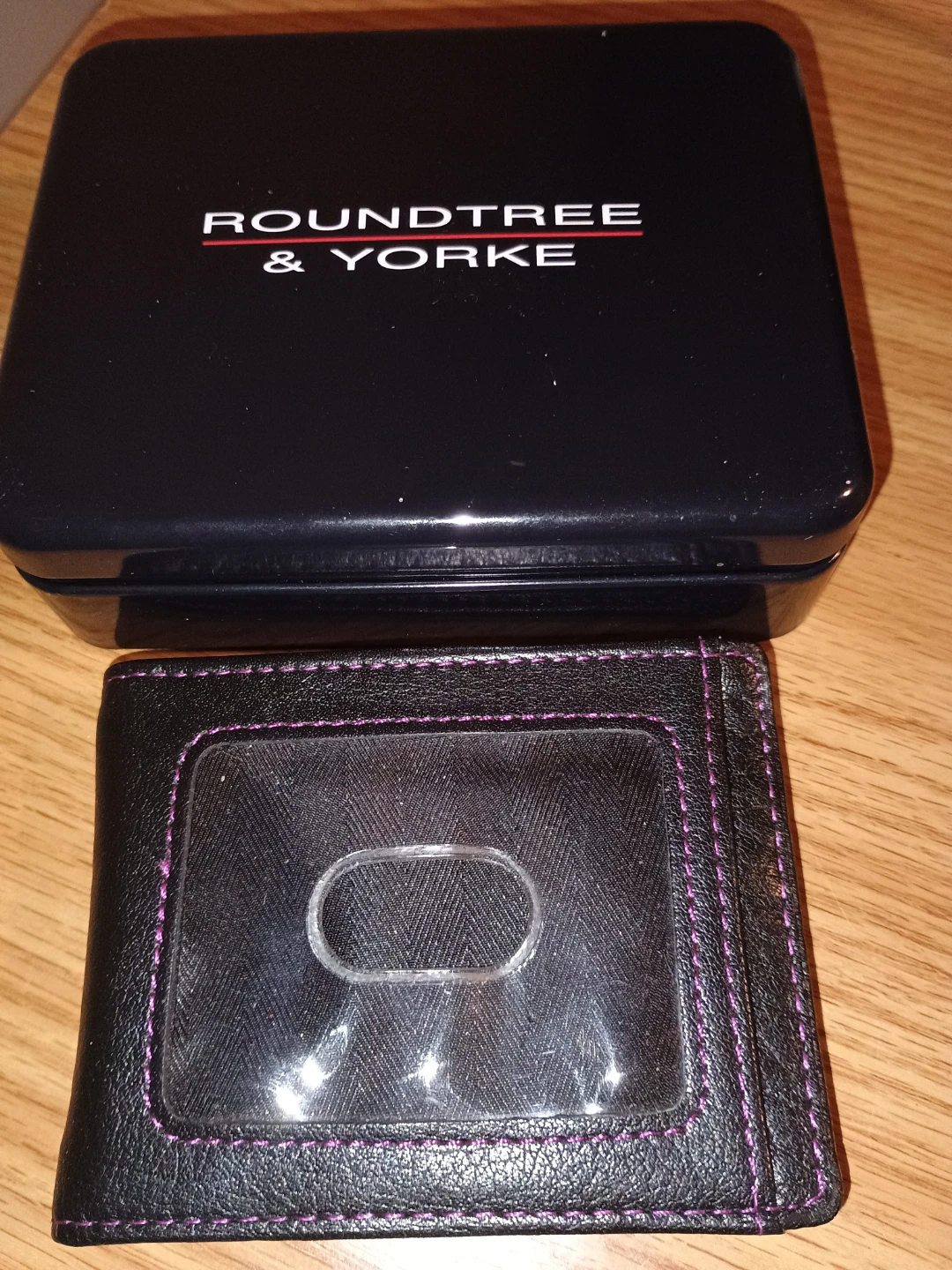 Roundtree & Yorke Black Leather Wallet with Clip - photo 3