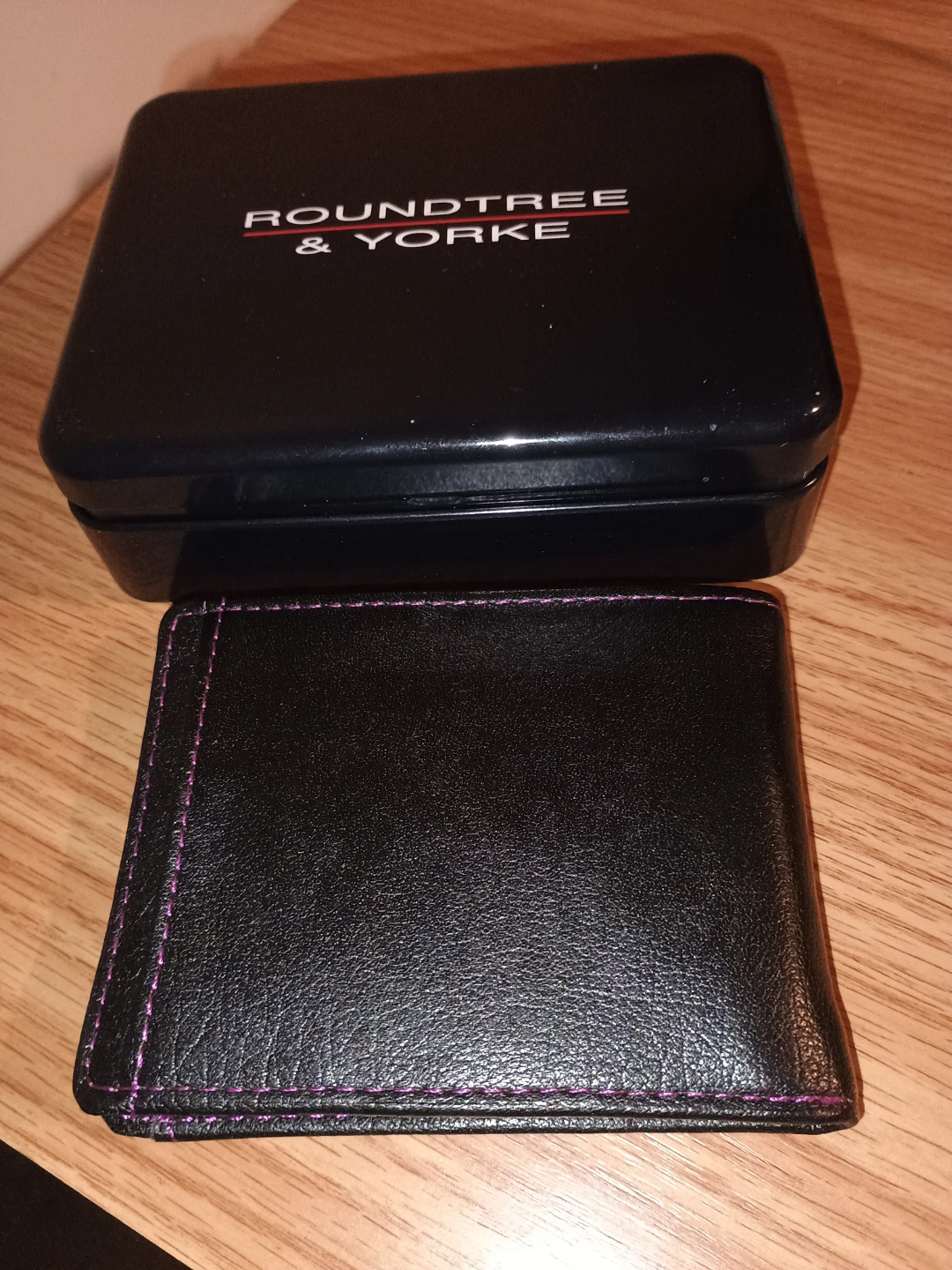 Roundtree & Yorke Black Leather Wallet with Clip - photo 4