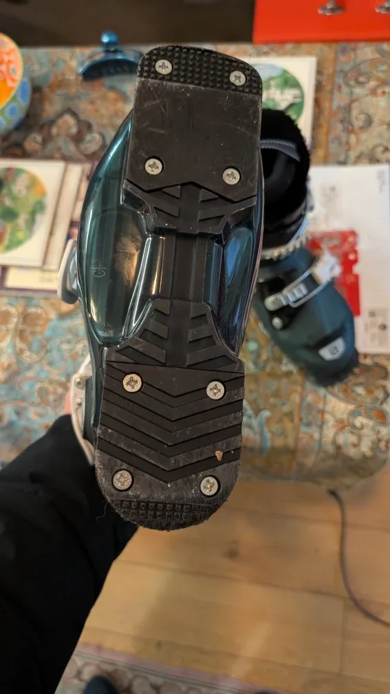 Salomon Ski Boots Size 235 image indicator(3)