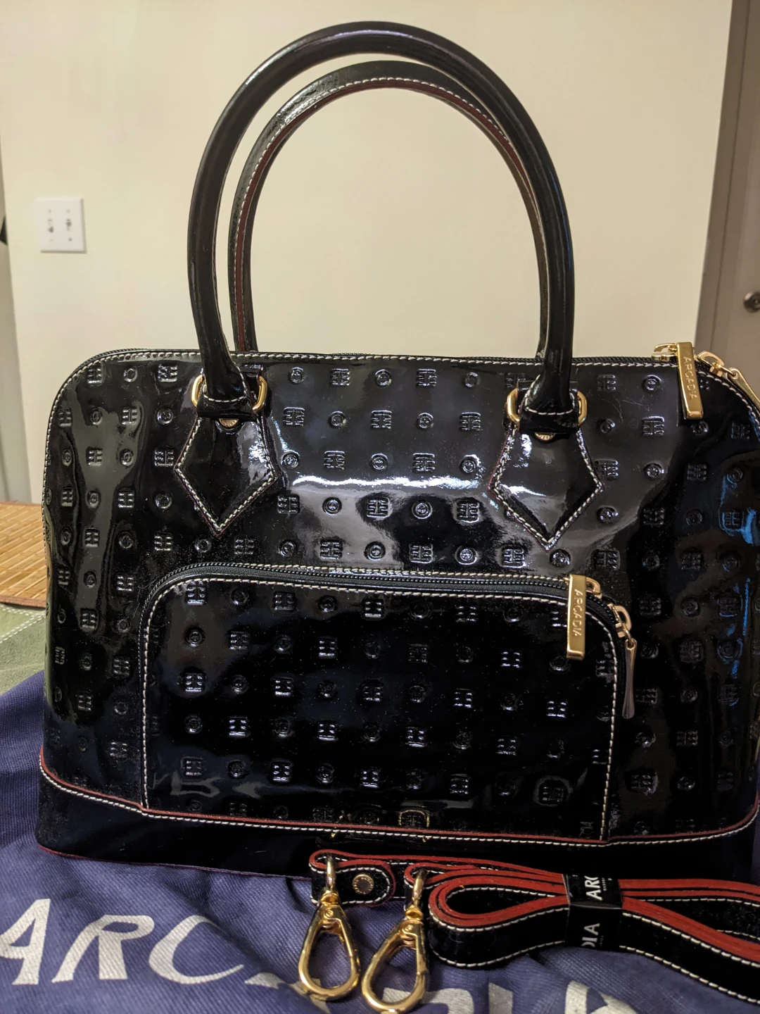 Structured New Arcadia Italian Leather Black handbag