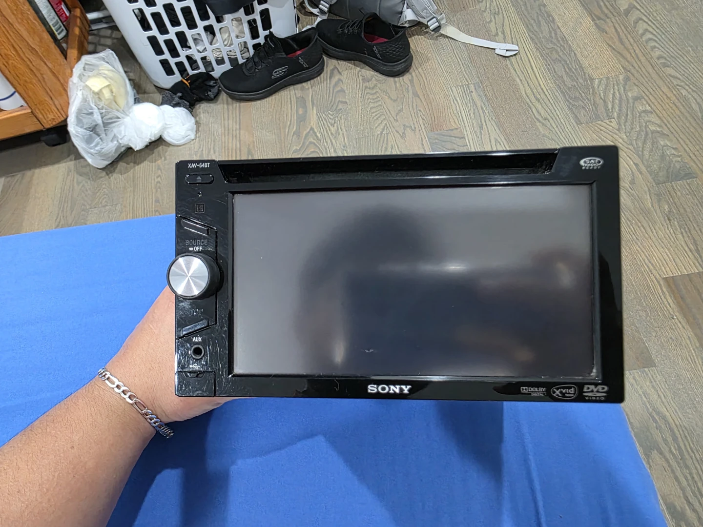 Sony XAV-64BT Car DVD AV Receiver - photo 4