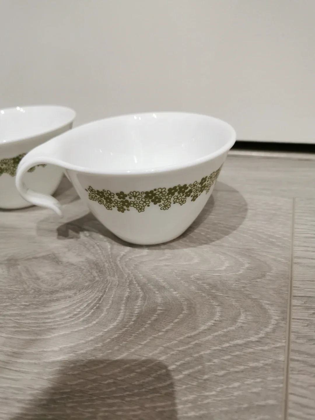 Corelle Crazy Daisy cups - Set of 4 image indicator(4)