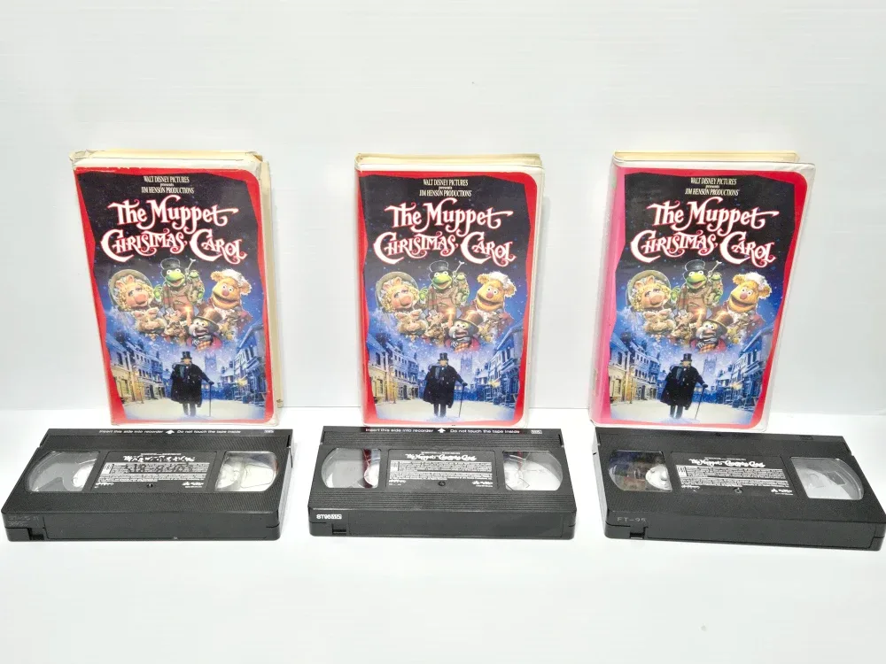 VHS Tapes: Christmas Classics image indicator(2)