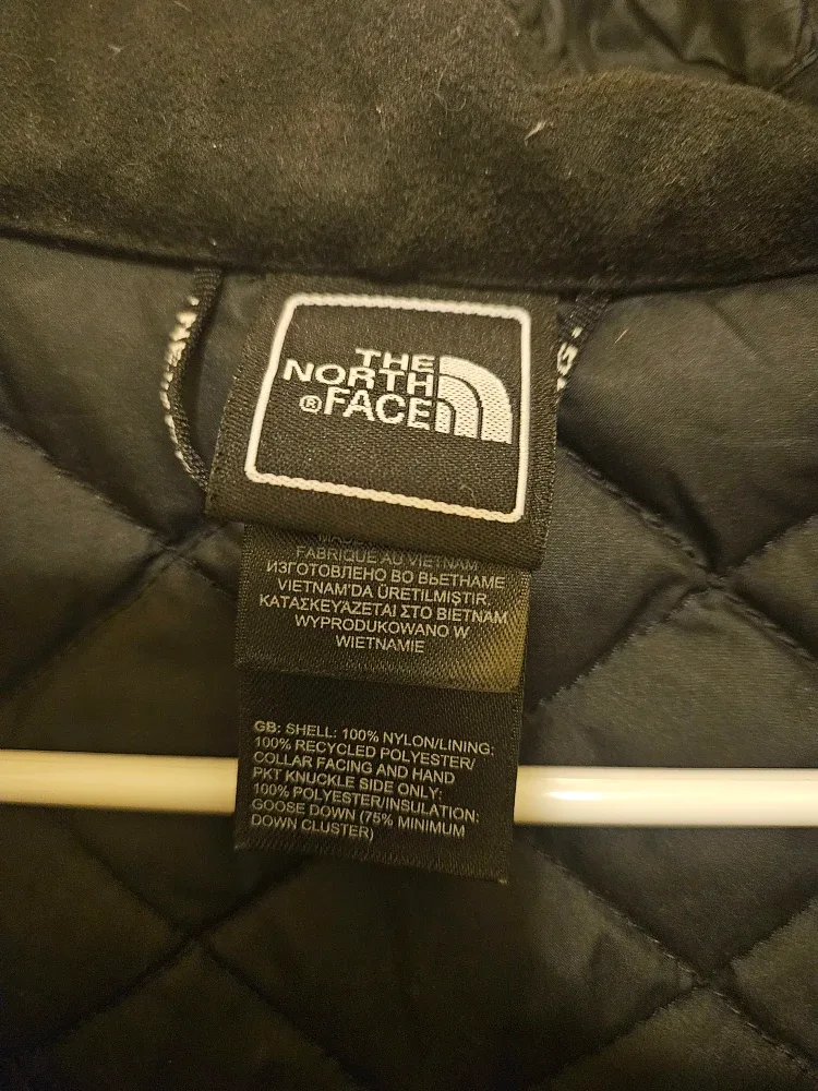 The North Face Women's Black Jacket - Size S image indicator(2)