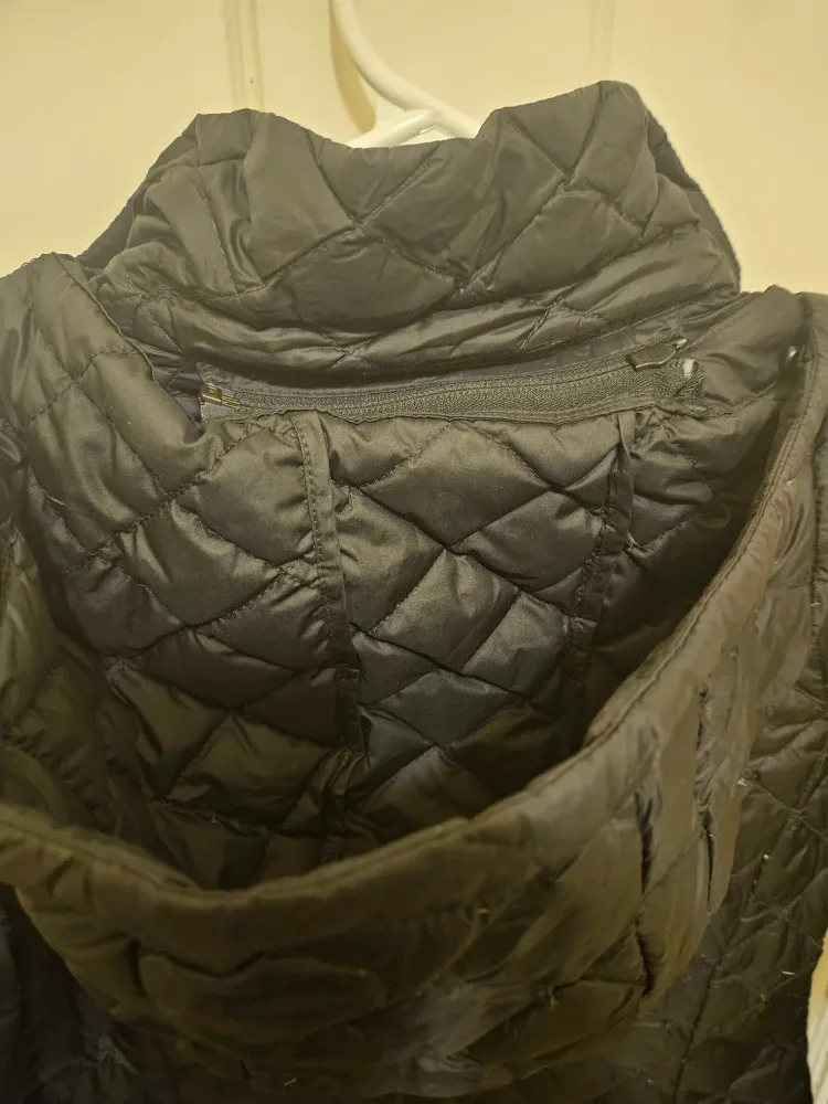 The North Face Women's Black Jacket - Size S image indicator(5)