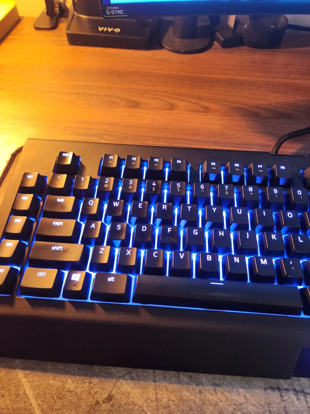 Razer Blackwidow Chroma V2 image indicator(2)