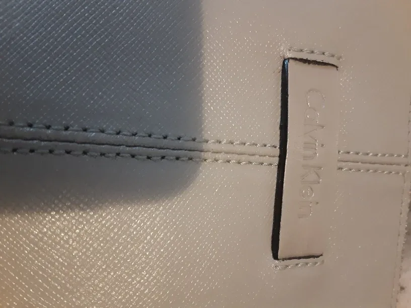 Calvin Klein Leather Crossbody Bag image indicator(8)