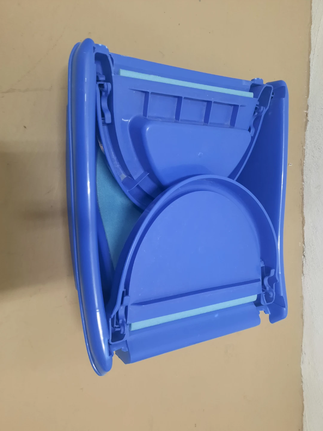 $5 safty1st foldable Baby tub - photo 2