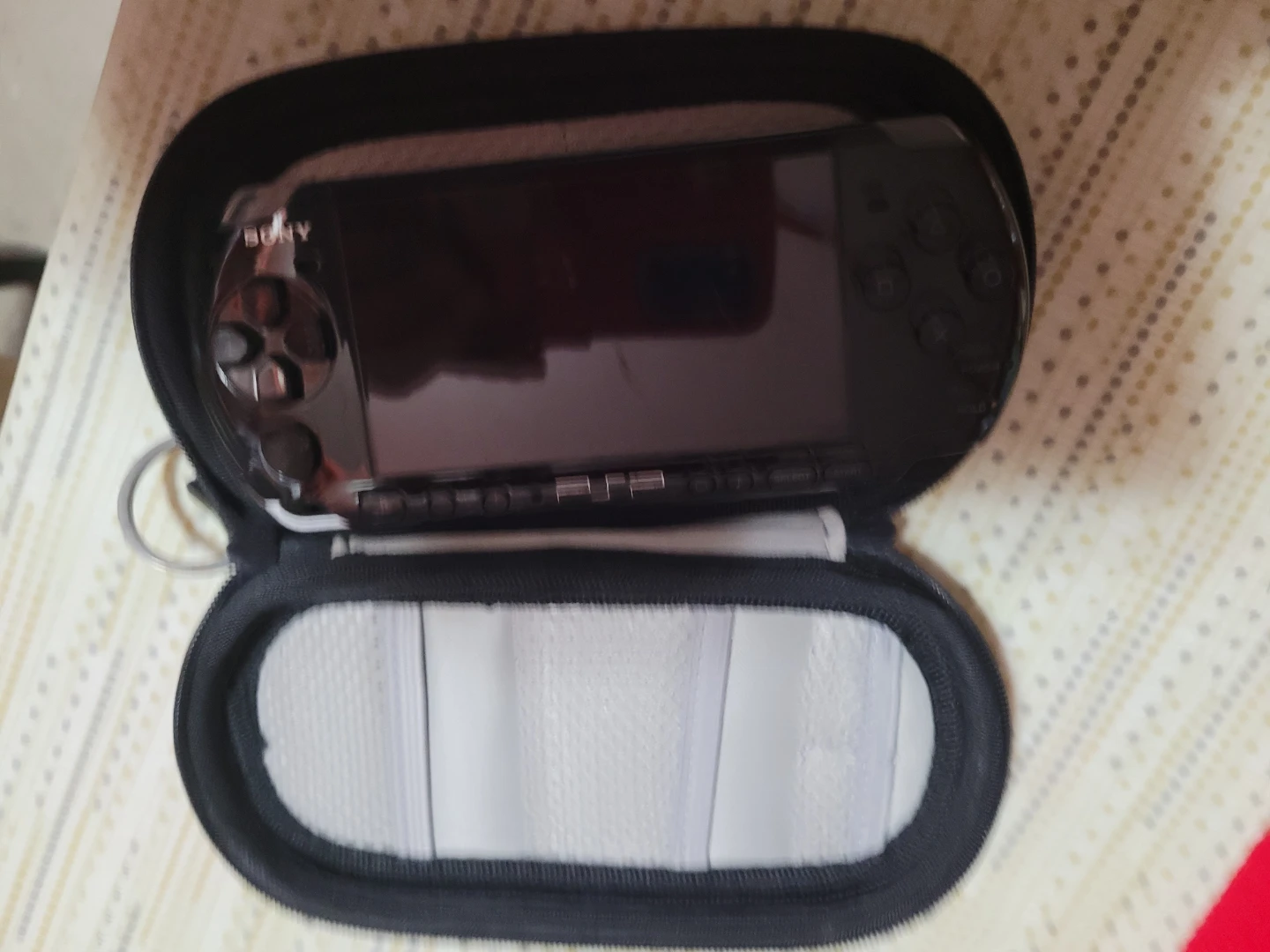 Sony PSP Black with Case - photo 2