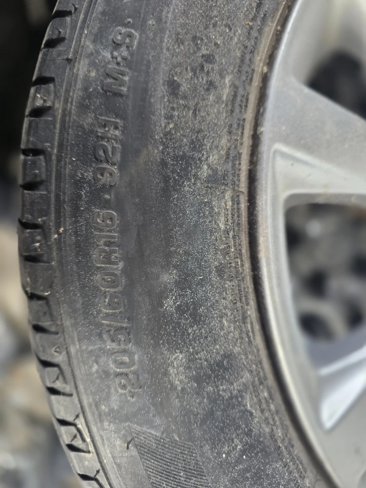 Mazda Rim with Tire - 205/60R16 - photo 2