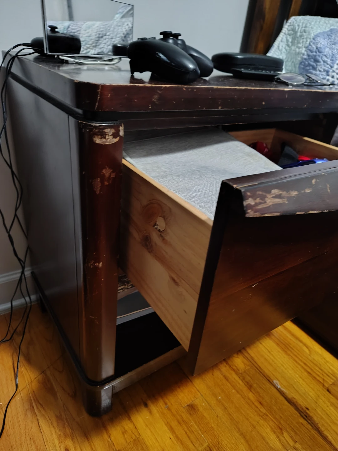 Night Stand-Small 1 Drawer Dresser - photo 5