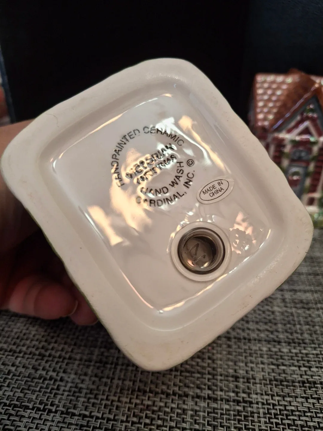 Ceramic Christmas Village House Salt and pepper shakers image indicator(6)