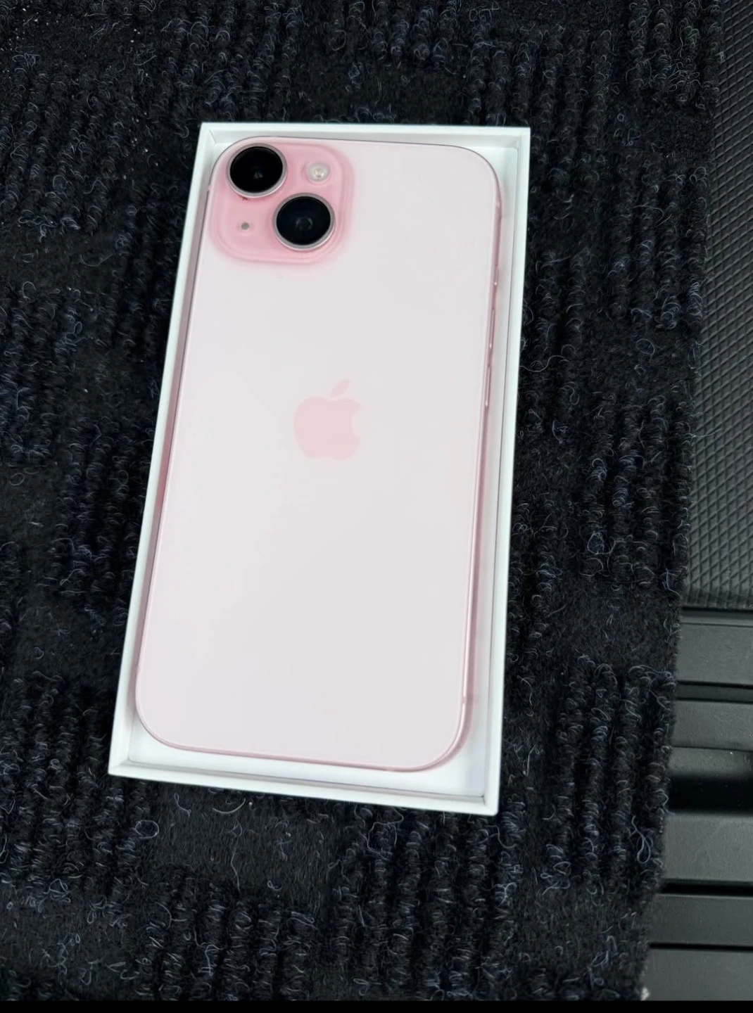 New Apple iPhone 15 Pink - photo 3