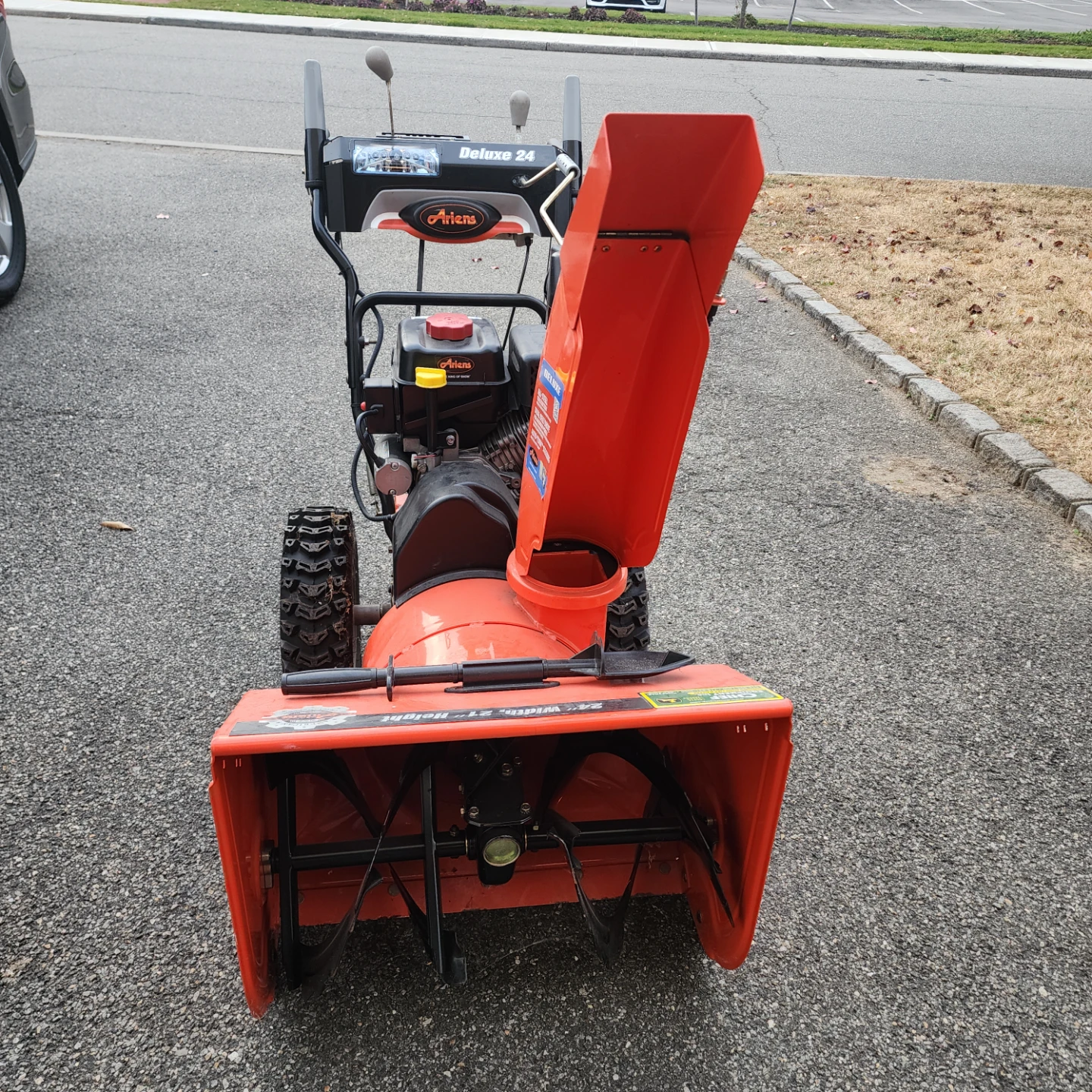 Ariens Deluxe Snow Blower - 24" Width