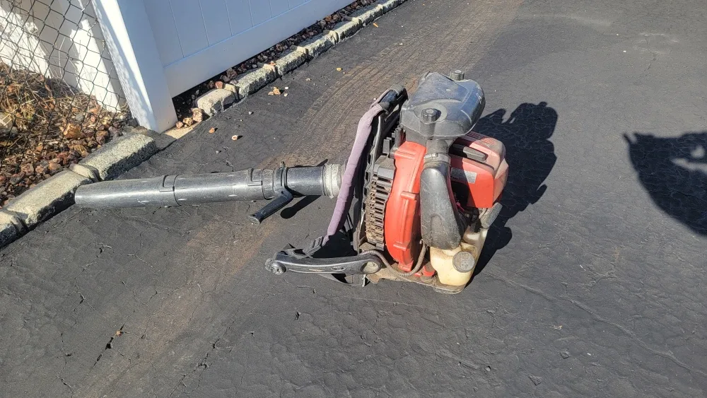 RedMax EBZ8500 Backpack Blower image indicator(2)