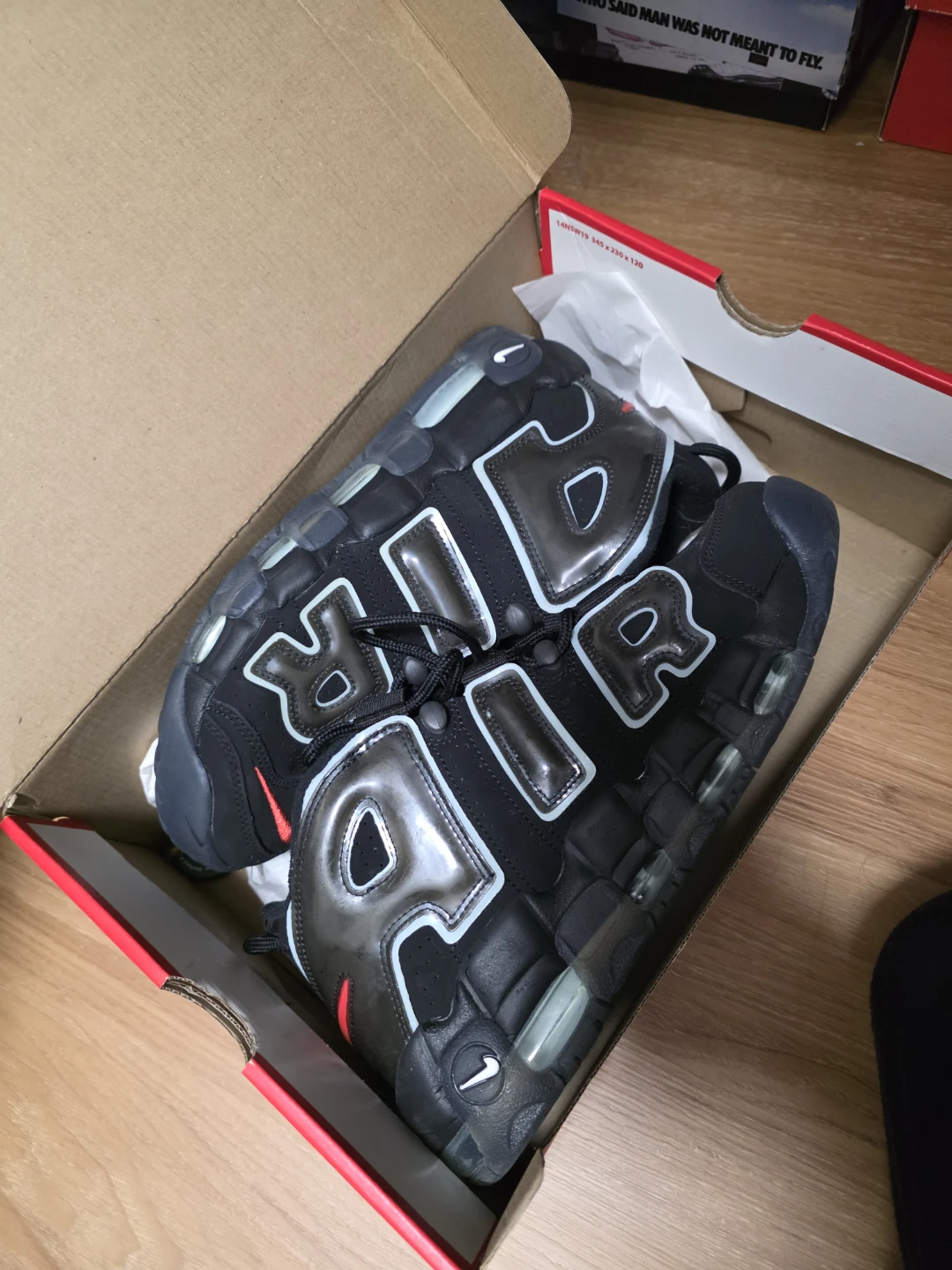 Nike Air More Uptempo Black/Red - photo 3