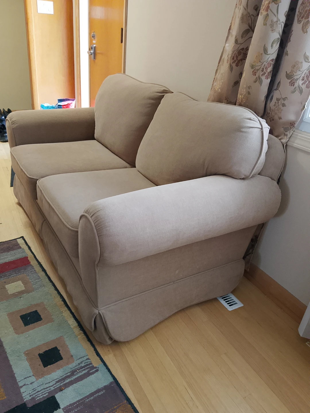 Beige Sofa - photo 2