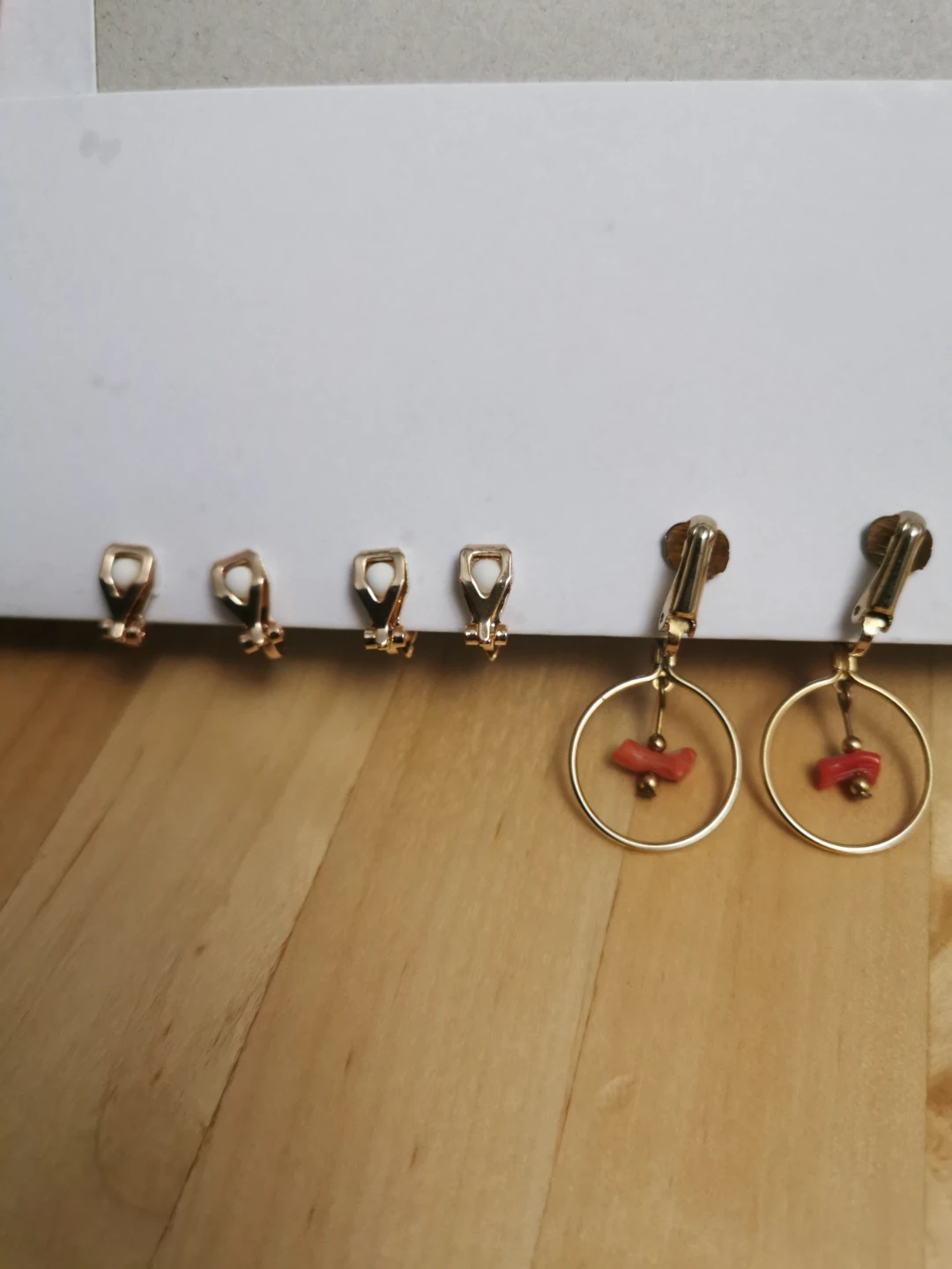 Set of 3 Clip-on Earrings - Gold Tone - photo 2