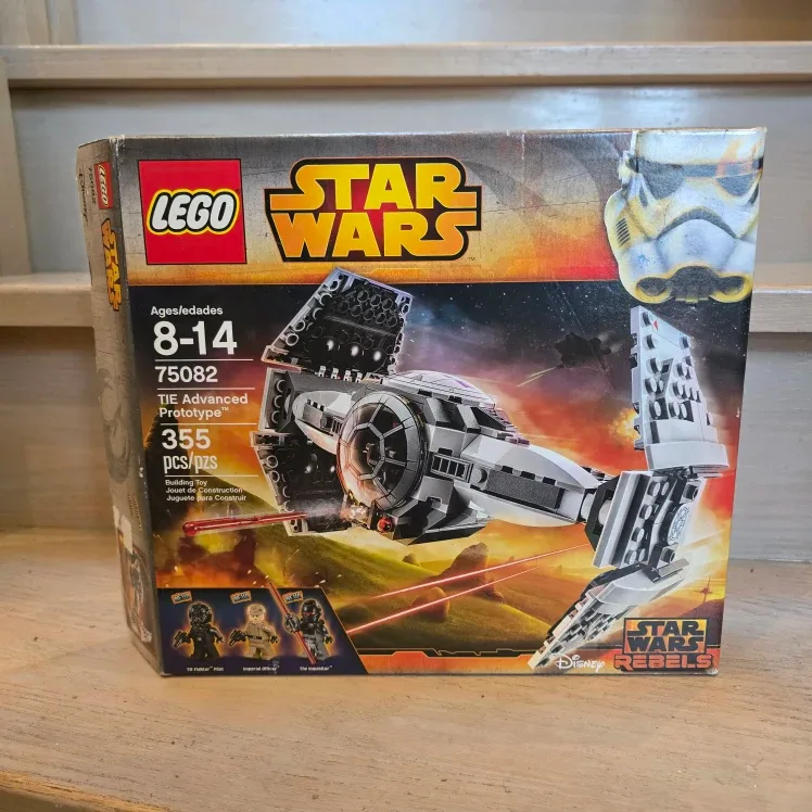 LEGO Star Wars: Tie Advanced Prototype (75082) image indicator(2)