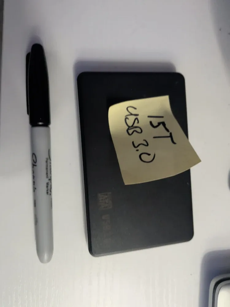 HGST HTS545032A7E380 15TB USB 3.0 External Hard Drive image indicator(3)