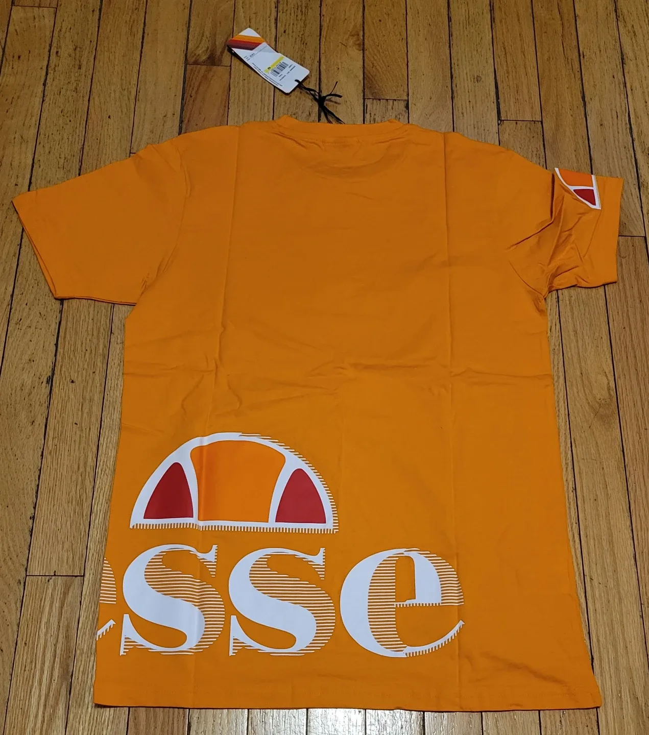 New Ellesse Orange and BrownT-Shirt and pants - Size M image indicator(4)
