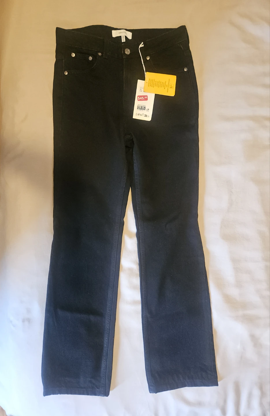New With Tags: Black Denim Straight Leg Jeans, Size US 4/ EU 36
