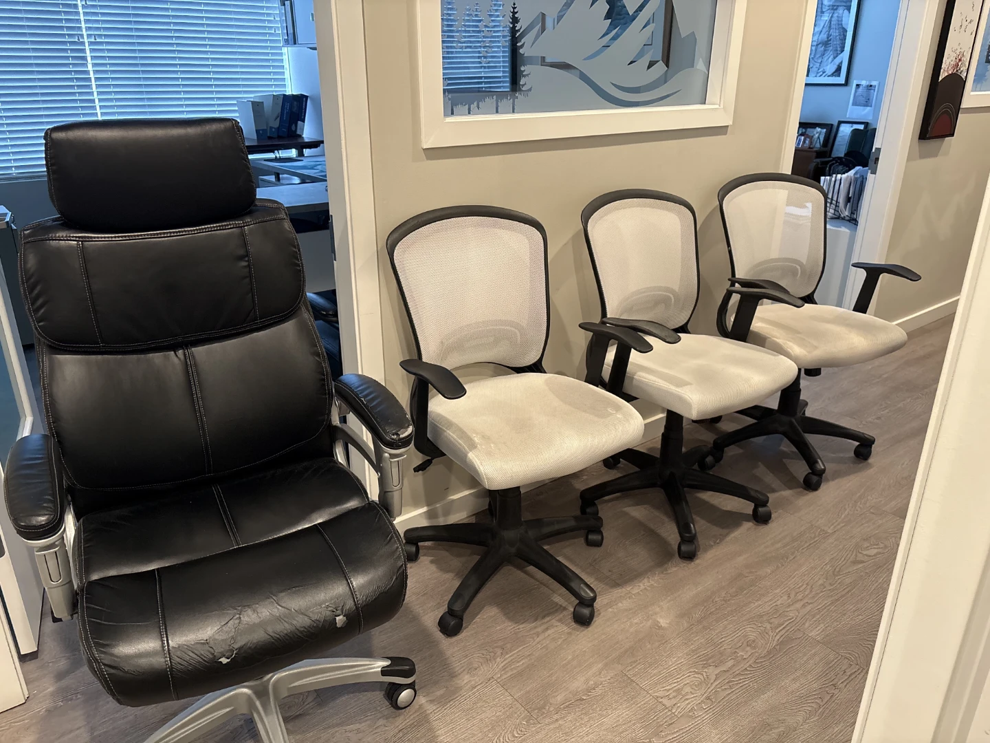 Various used office chairs free for pick up FCFS