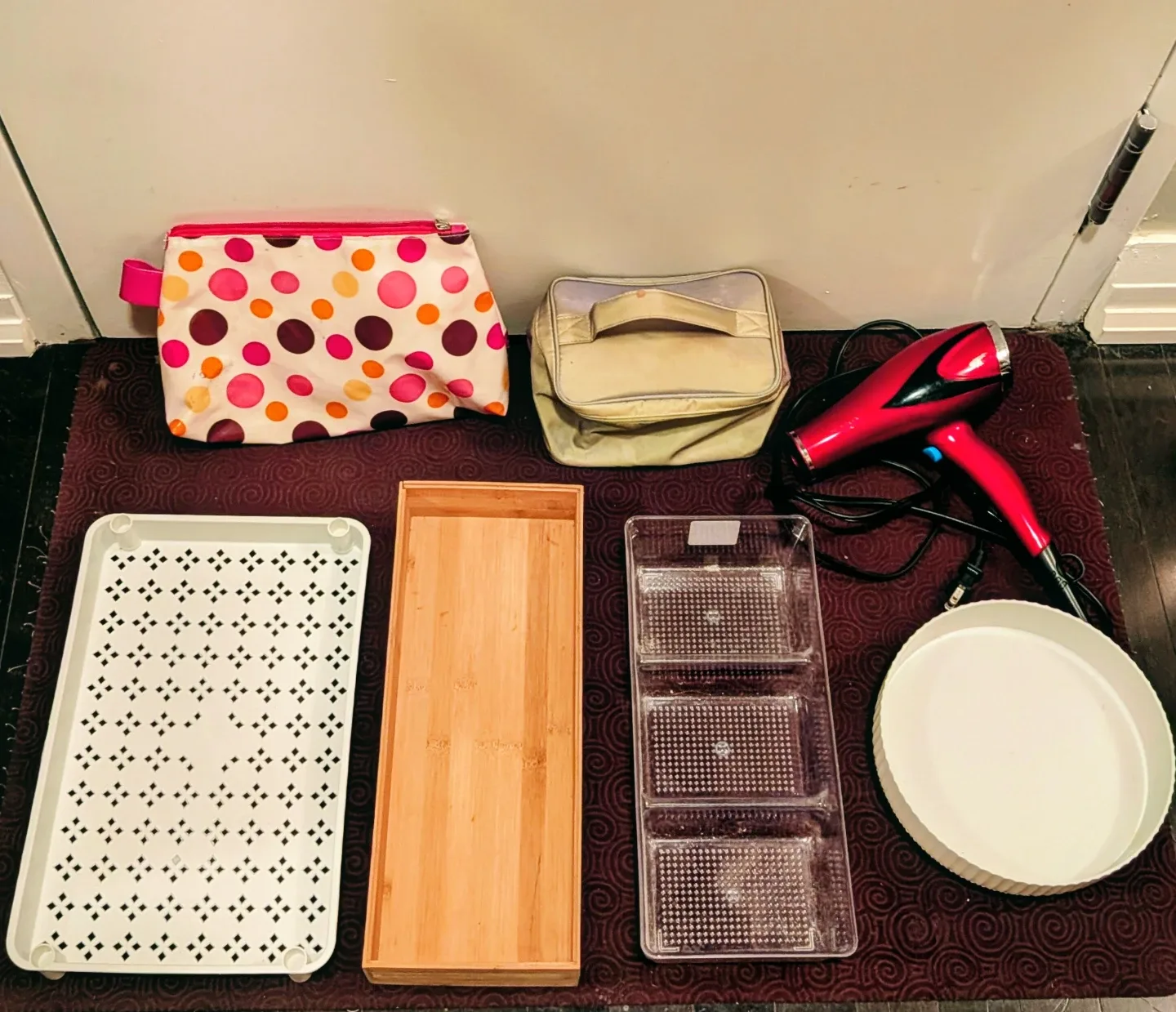 Bathroom Essentials for Beauty and Organization