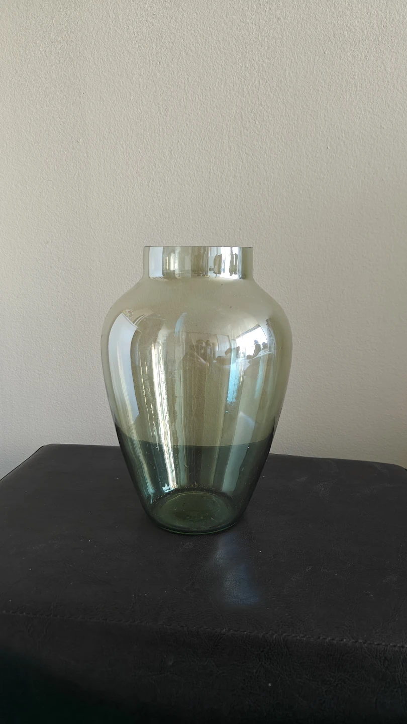 Glass Vase ($5 each) - photo 2