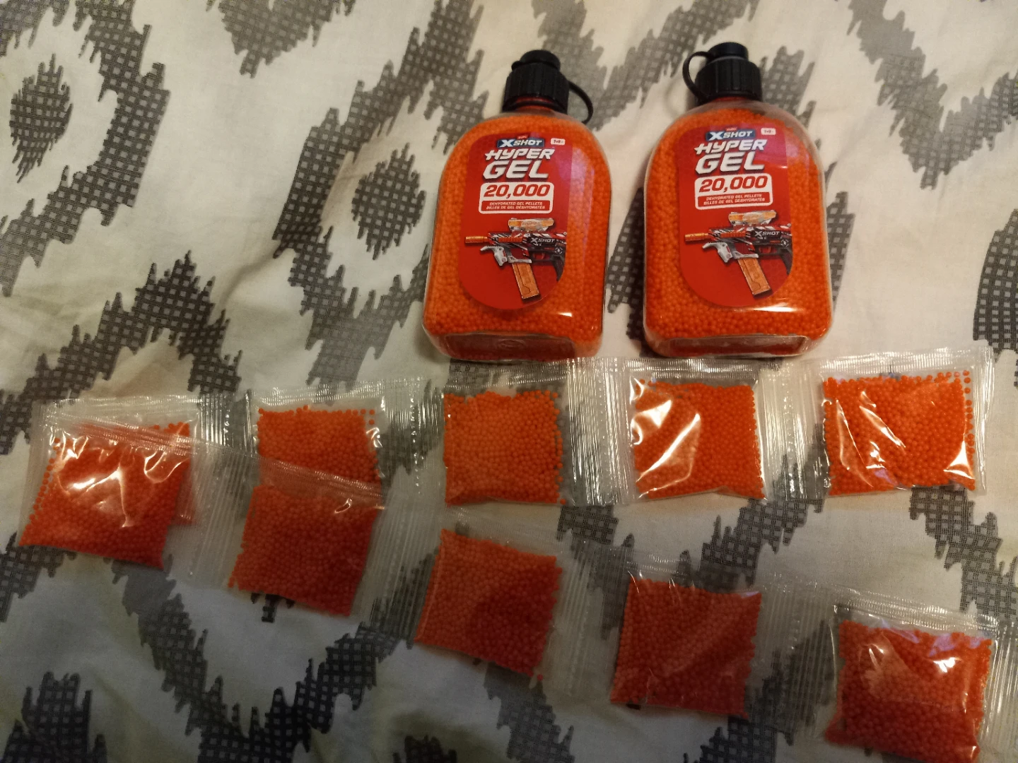 Zuru XShot Hyper Gel Trace Fire Blaster - photo 4