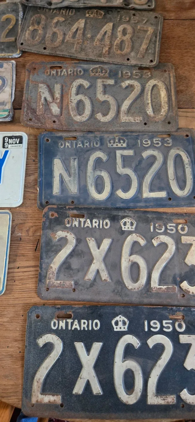 Vintage Ontario & Quebec License Plates image indicator(3)