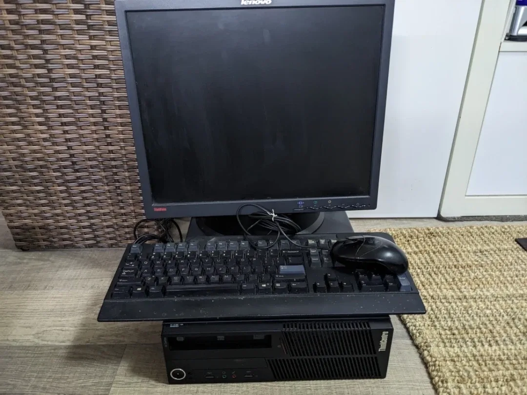 Lenovo ThinkCentre PC, Monitor, Keyboard, Mouse