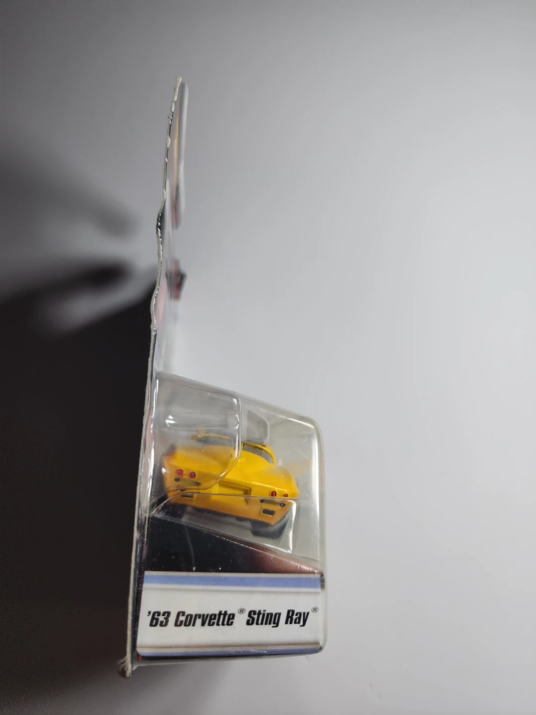 Hot Wheels '63 Corvette Sting Ray - New - photo 3
