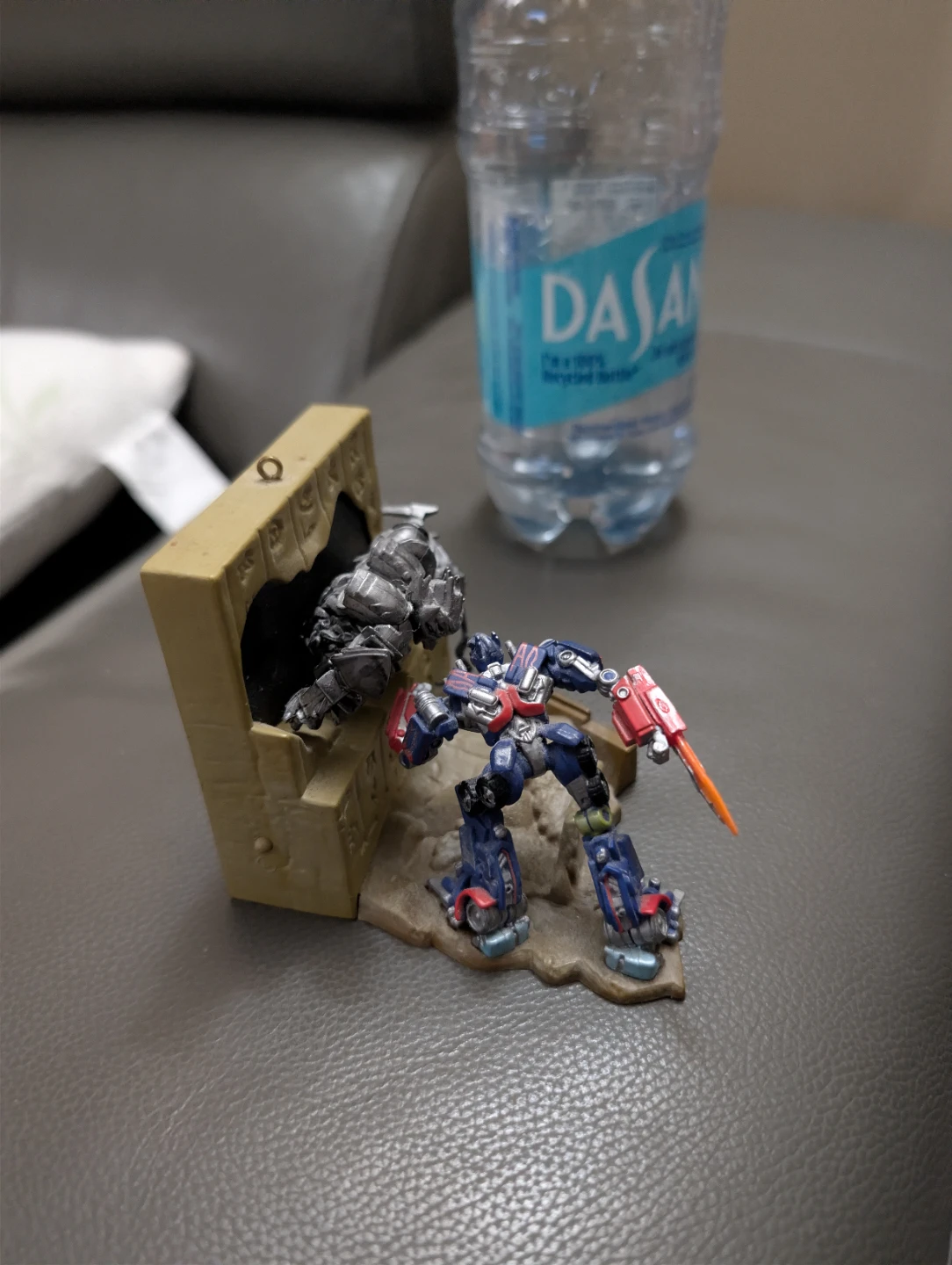 Transformers Optimus Prime Diorama - photo 2