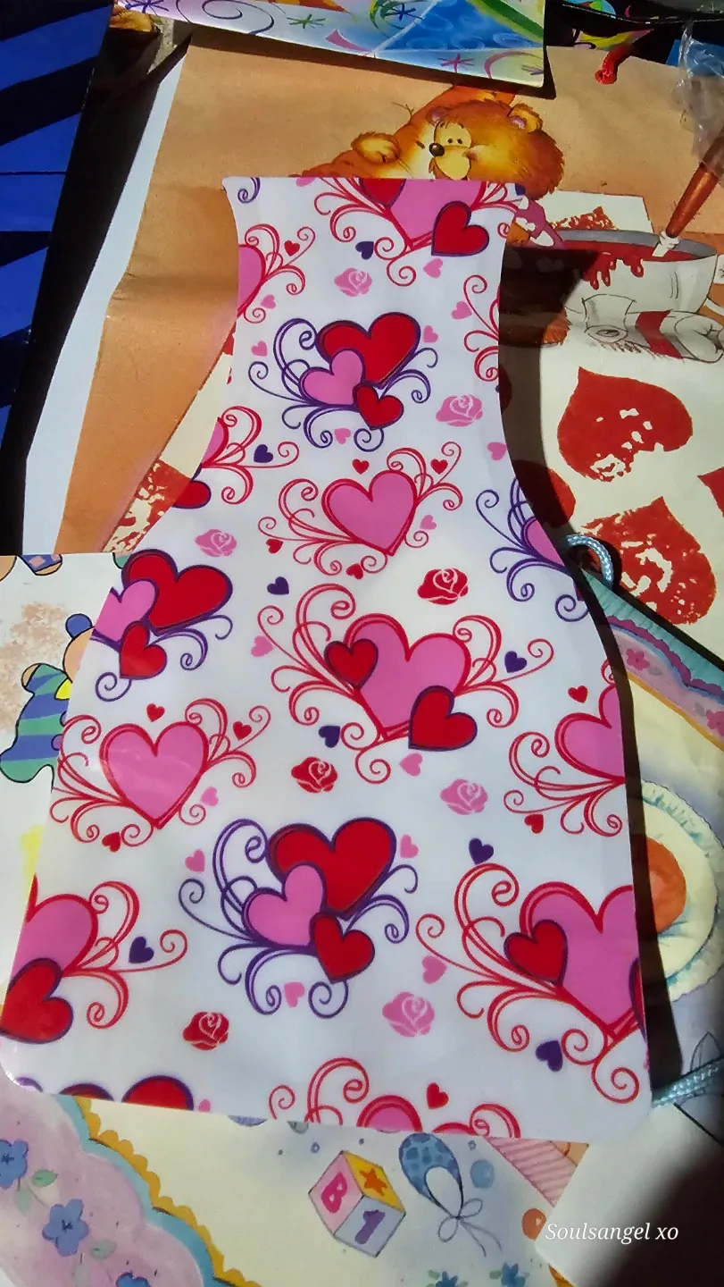 Mixed Lot of Gift Bags & Tissue Paper image indicator(4)